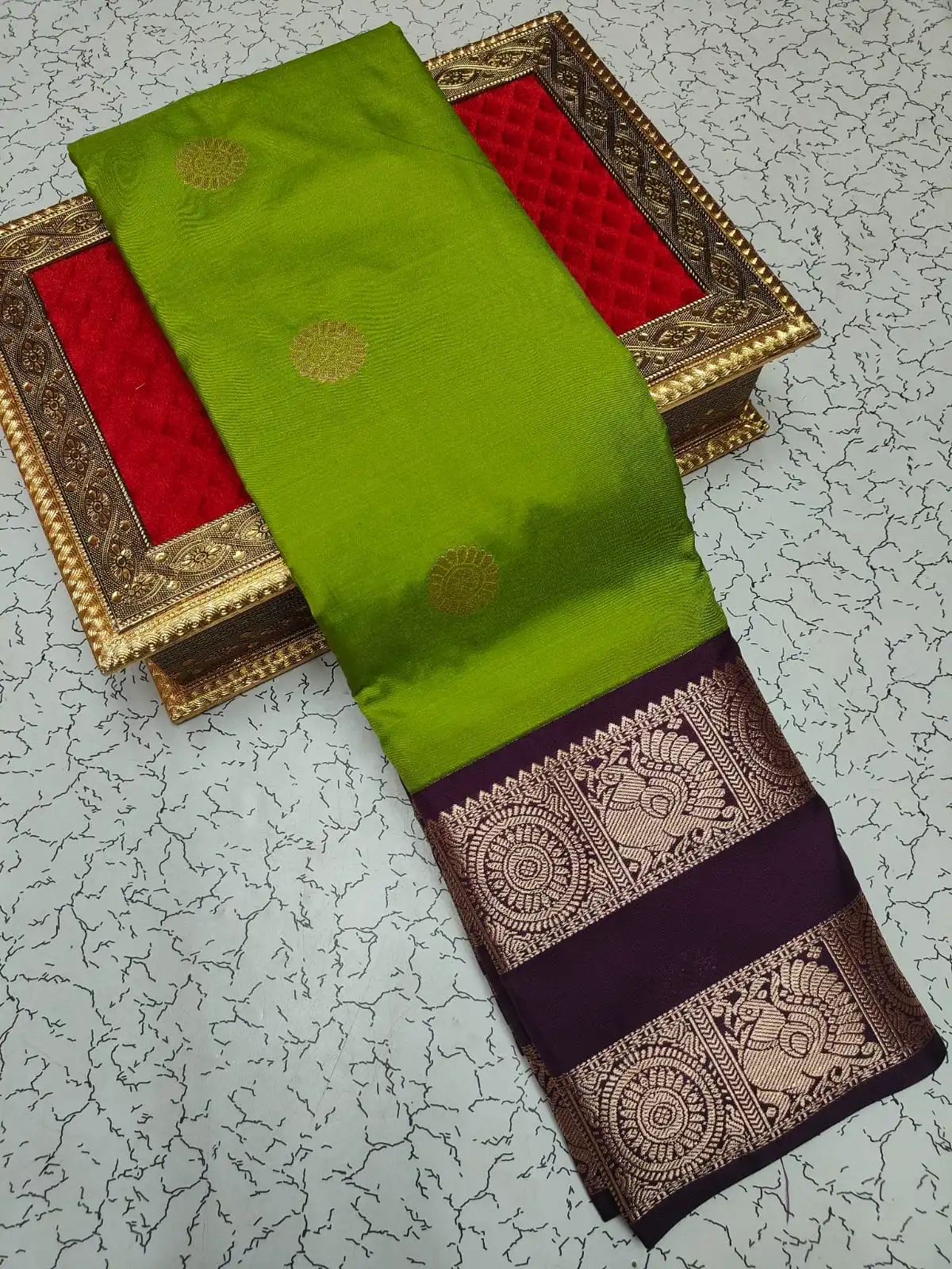 Chakra Floral Butta Semi Kanchipuram Silk Saree